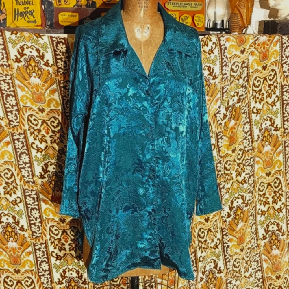 Victoria's Secret Gold Label Night Shirt in deep jade green
